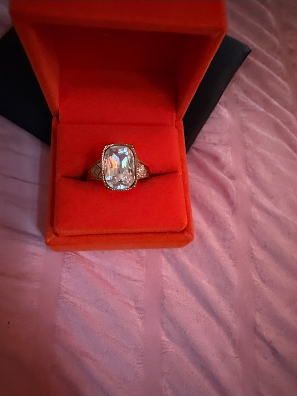 Sterling Silver Cushion-Cut Clear Stone Ring - Elegant White Crystal